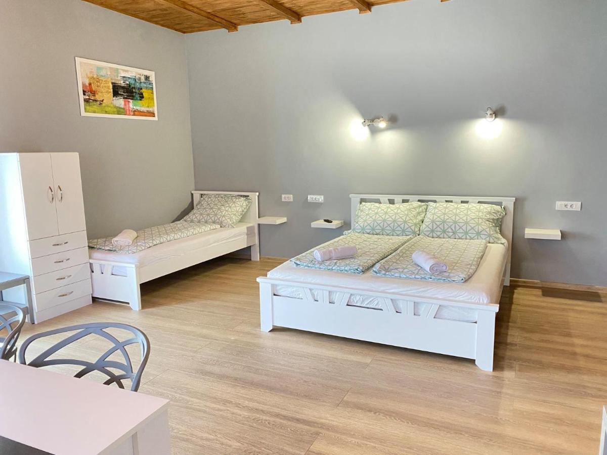 Julia Apartman Pacir 外观 照片